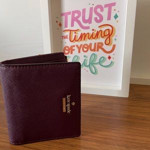 Kate Spade NY Cameron SML L-Zip Bifold wallet Plum
